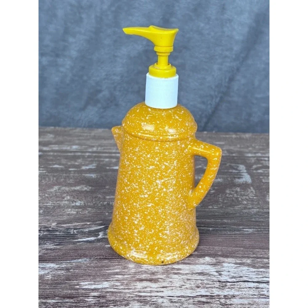Vintage Avon Country Style Yellow Coffee Pot Shaped Lotion Dispenser 10‎ fl oz